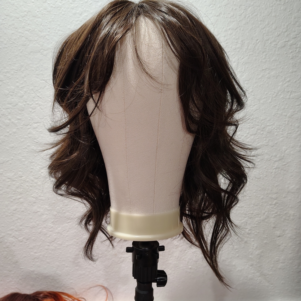 Elegant Brown Wavy Hair Wig